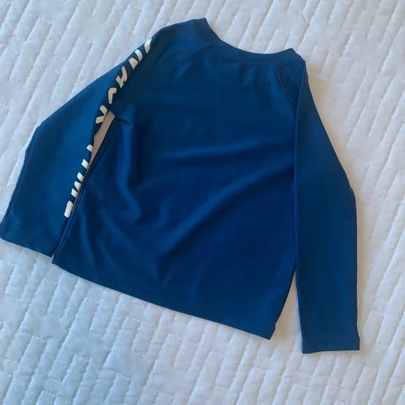 Baby Rashguard 🦈 - Picture 4 of 5